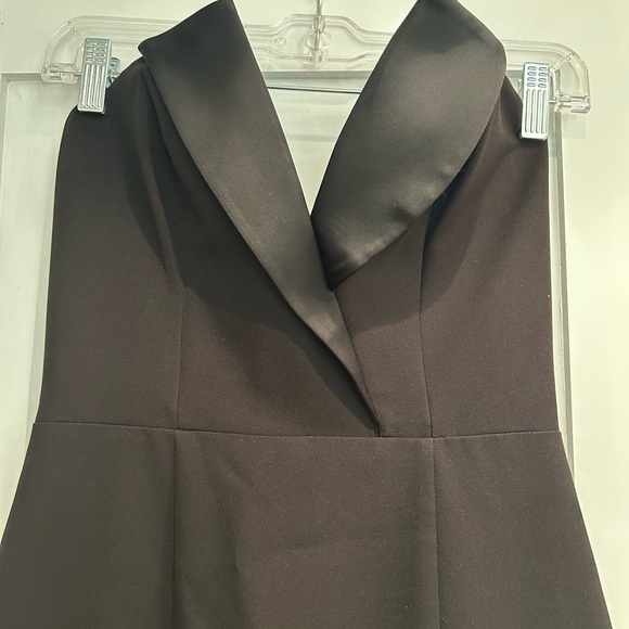 Formal strapless black gown - Picture 3 of 7